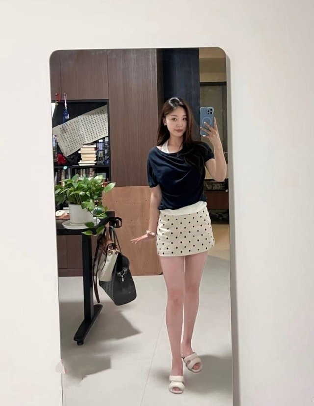 抖音网红虾仁饭抛妻弃女被原配爆料出轨